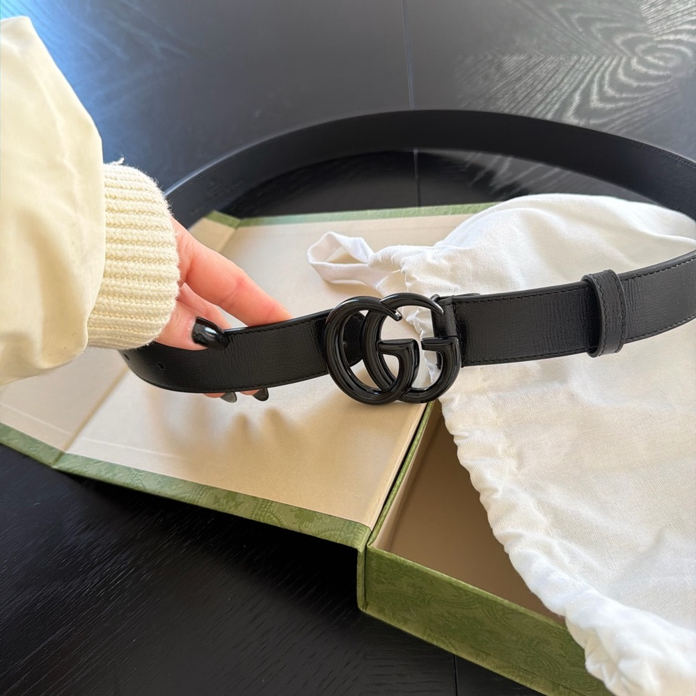 Gucci Black Leather Belt with Iconic Double G Buckle